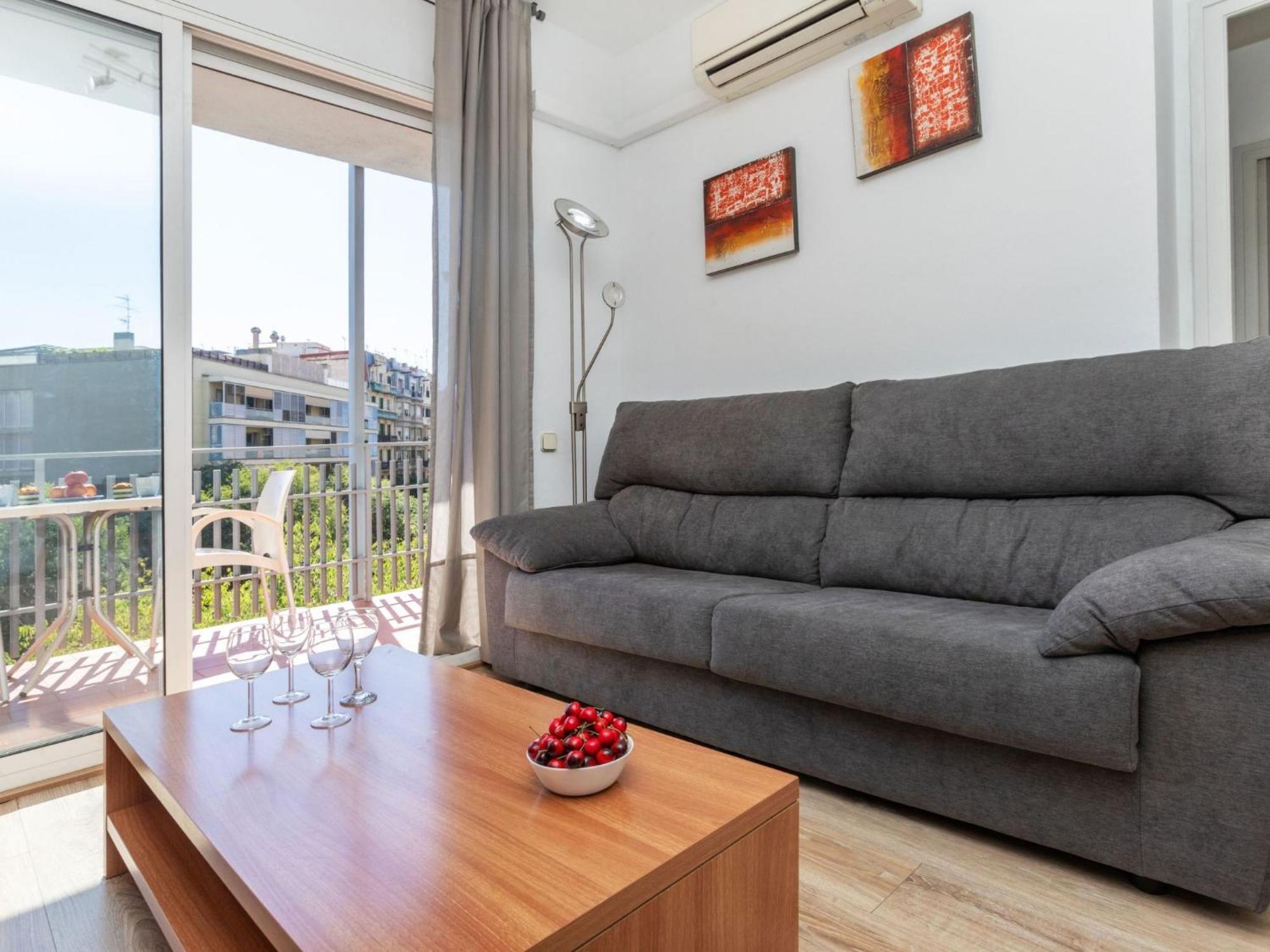 Apartment Eixample Esq Rocafort Diputacio By Interhome Барселона Екстер'єр фото